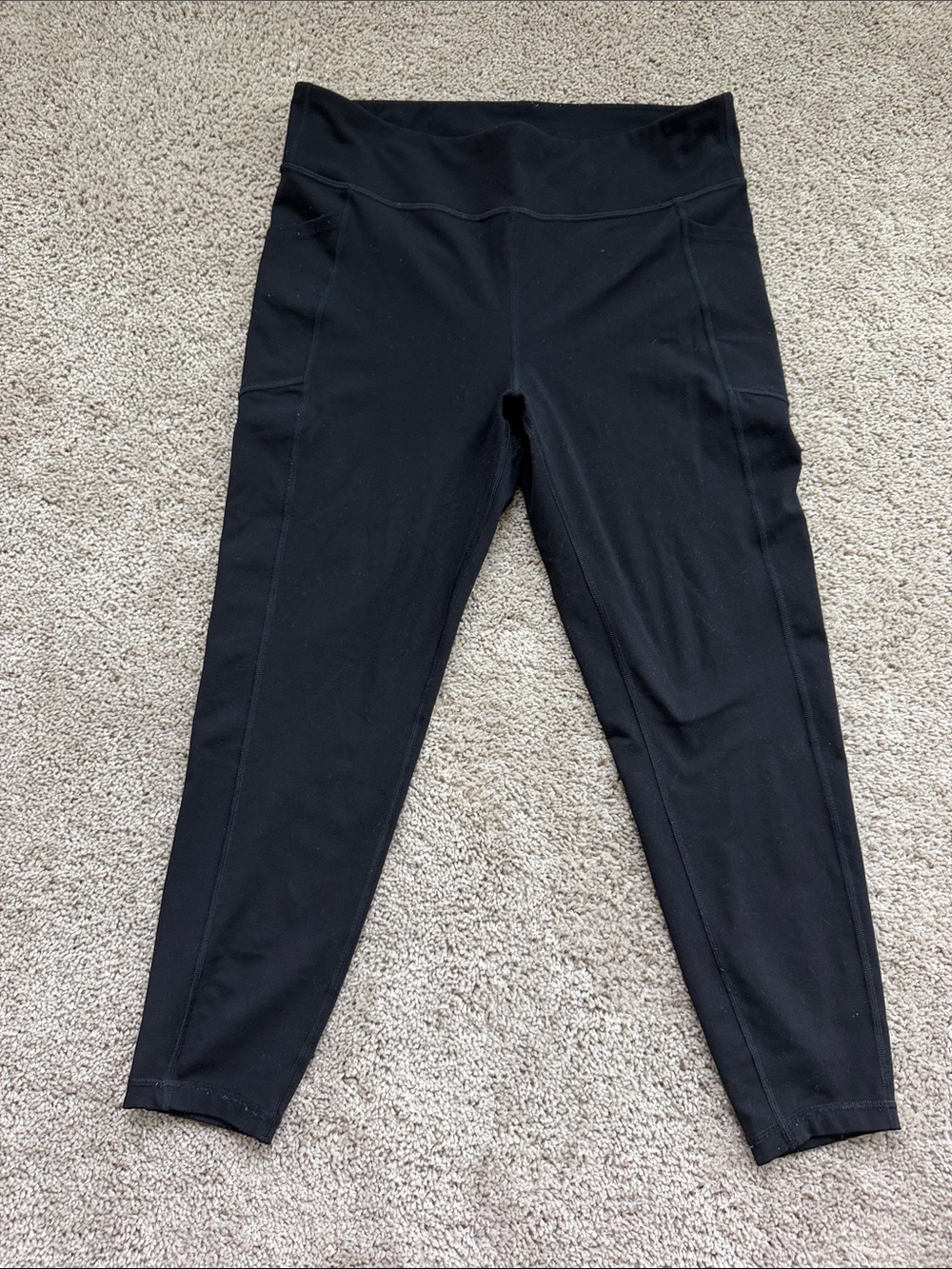 GAP Black High-Rise Workout Leggings